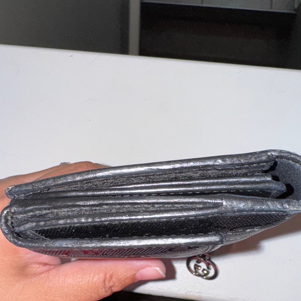 Authentic Gucci Black Embossed Wallet with box and Silver hardware!!! - Picture 6 of 14